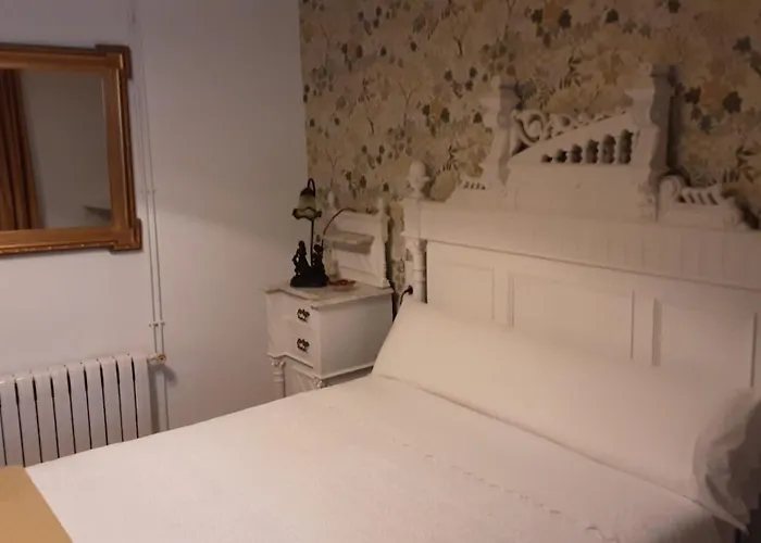 Angelica Santillana del Mar