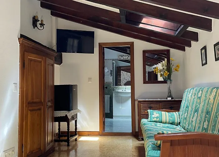 Angelica Santillana del Mar